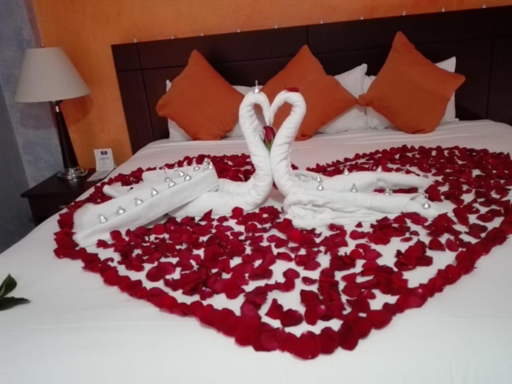 Hotel Maria Eugenia Тустла-Ґутьєррес Екстер'єр фото